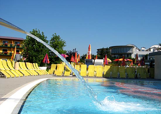 Bad Stegersbach Familientherme Aussenpool